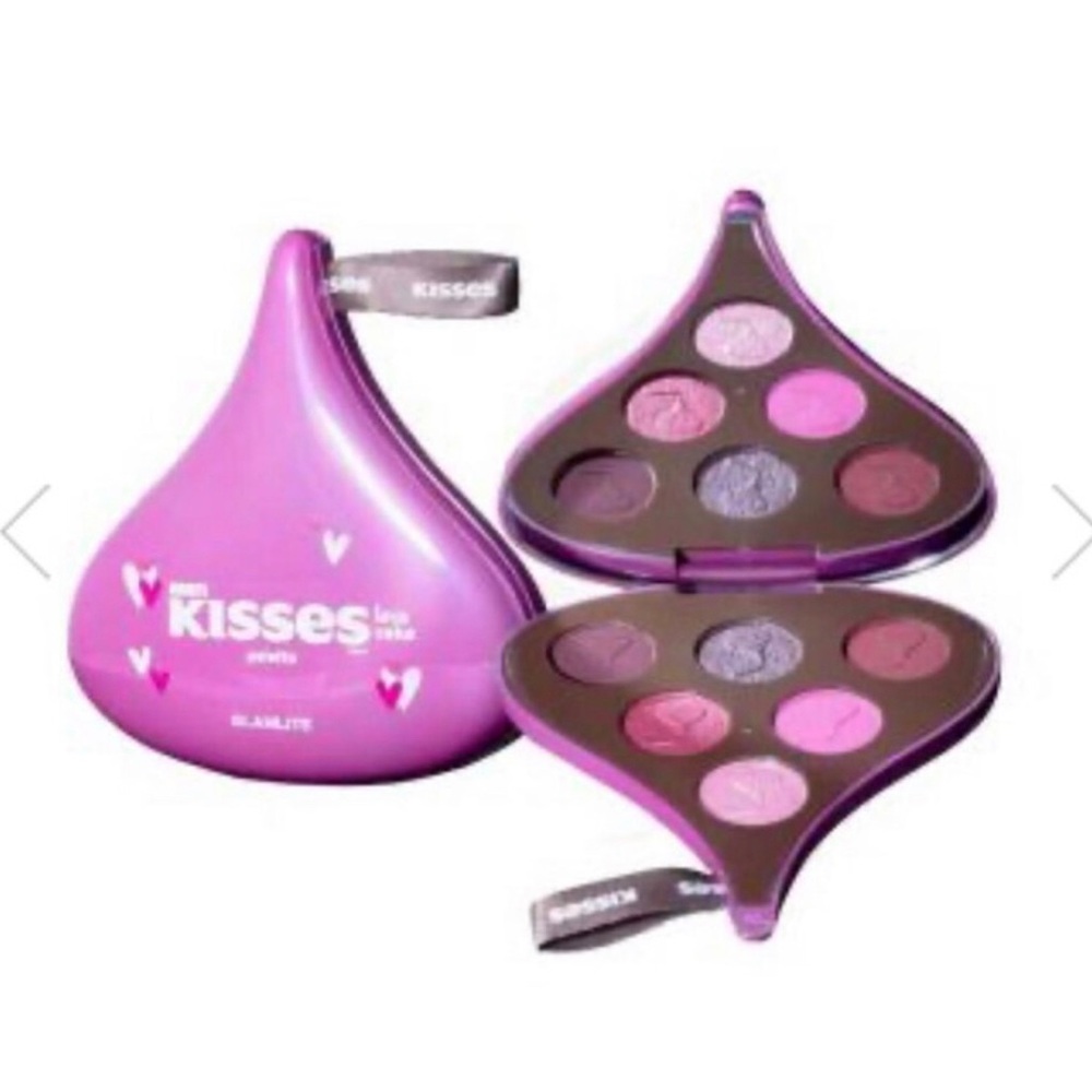 Hershey's Kisses Eyeshadow Palette - Lava Cake Glamlite makeup